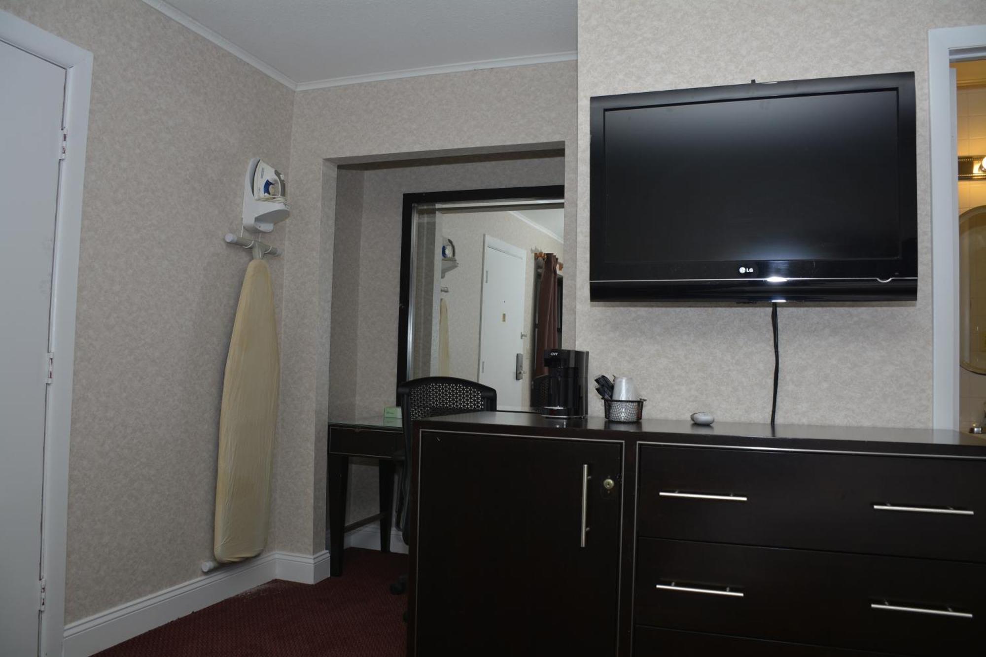 Atlantic Inn And Suites - Wall Township ภายนอก รูปภาพ