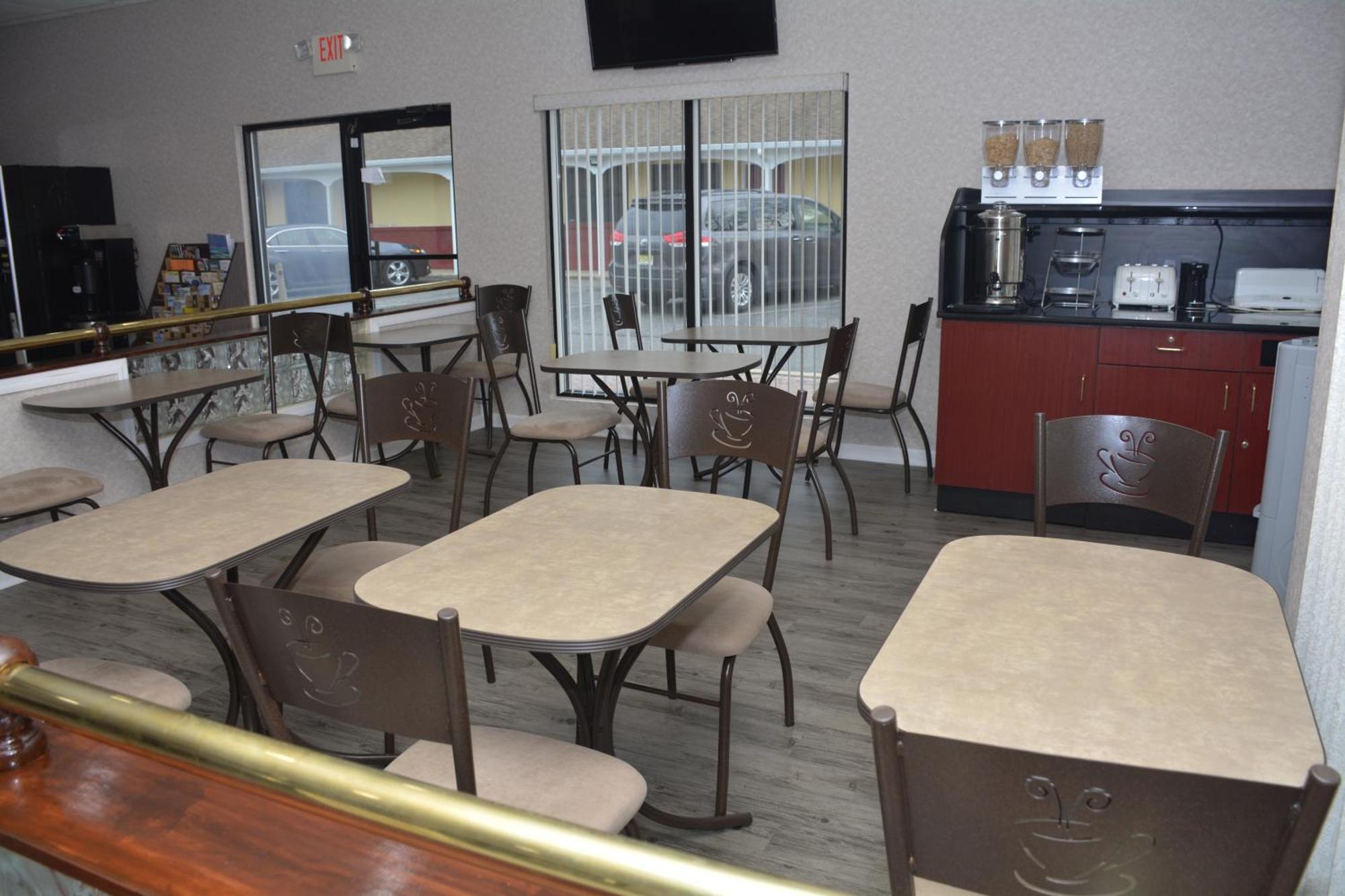 Atlantic Inn And Suites - Wall Township ภายนอก รูปภาพ
