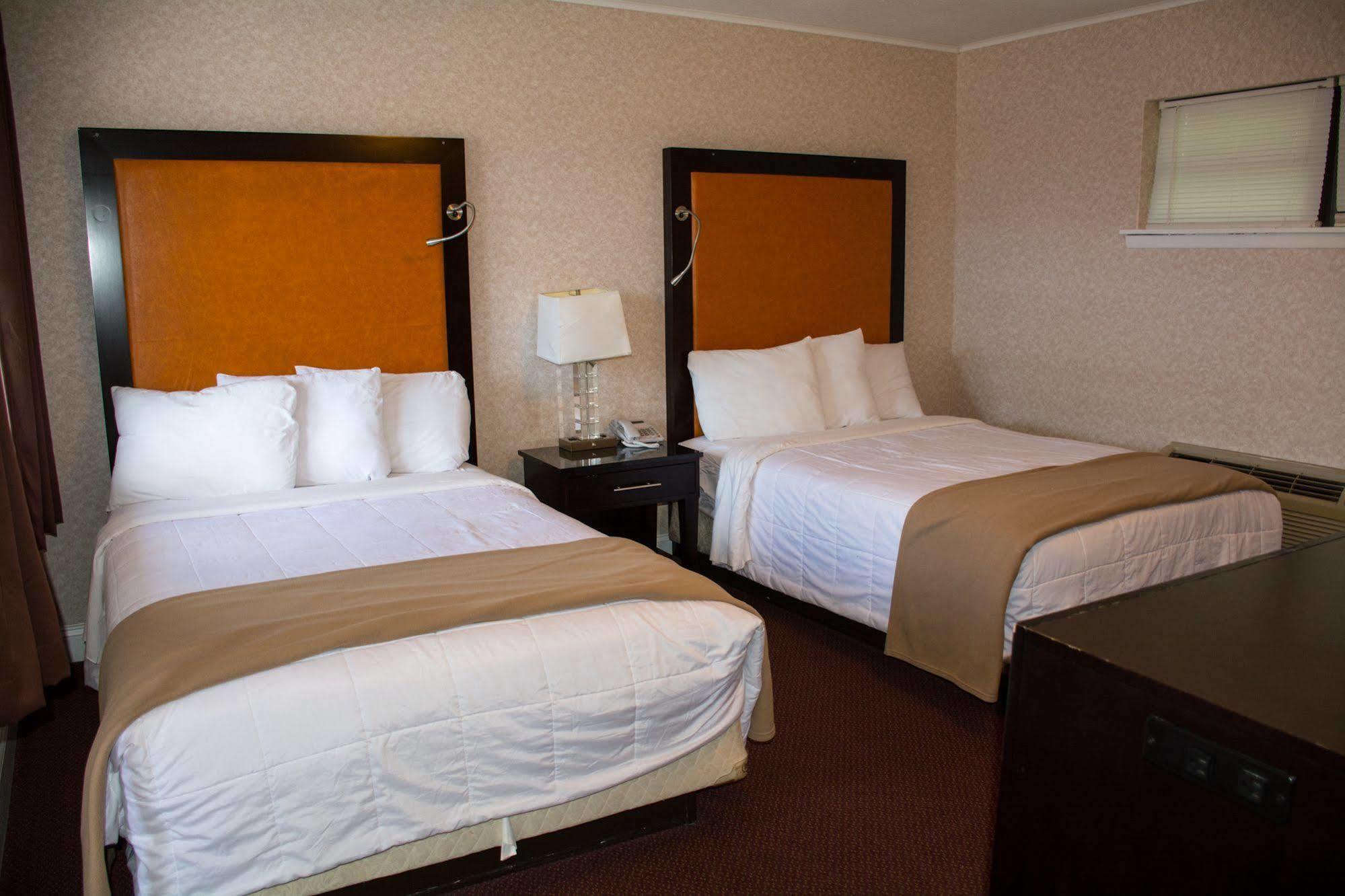 Atlantic Inn And Suites - Wall Township ภายนอก รูปภาพ