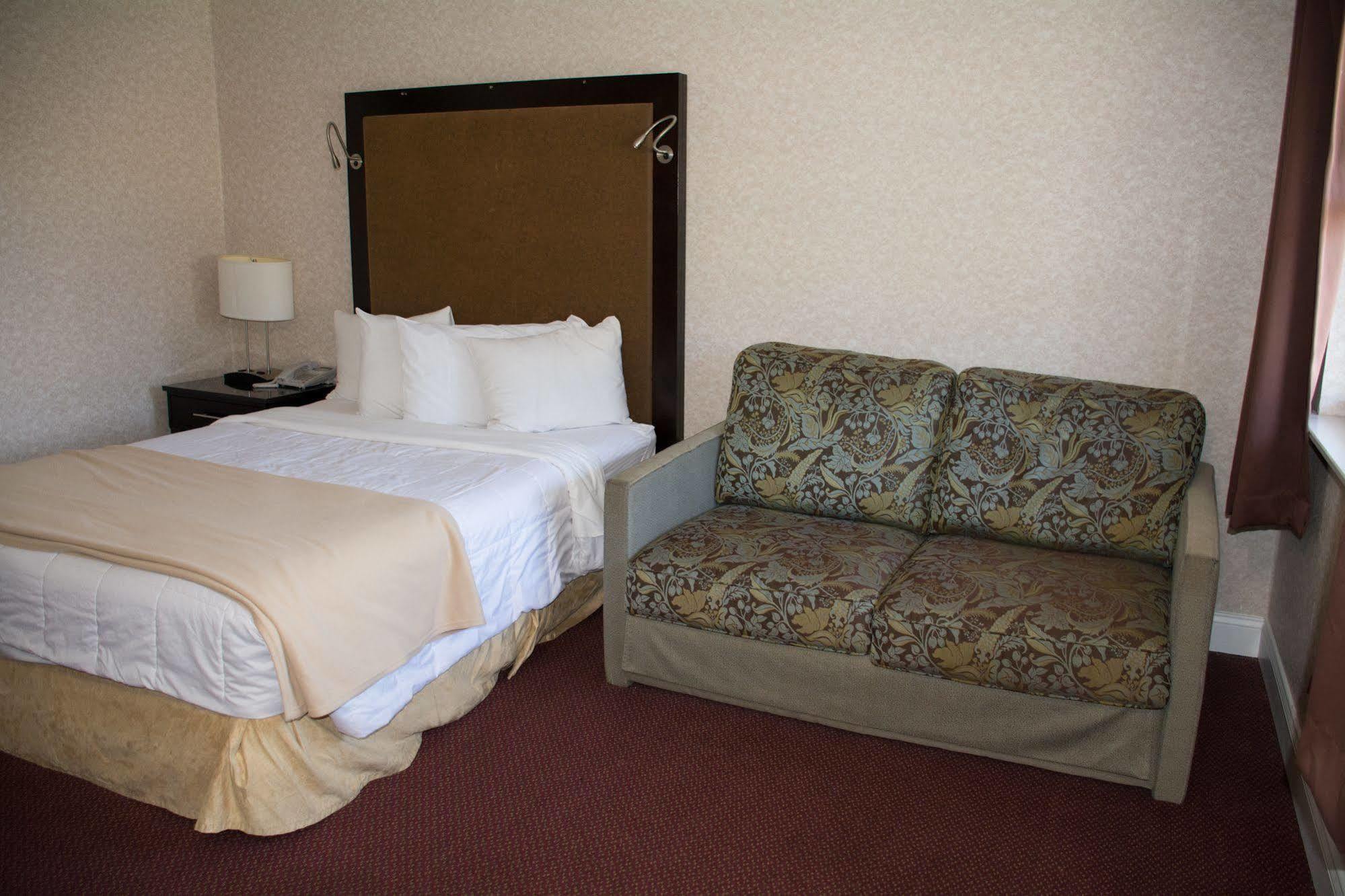 Atlantic Inn And Suites - Wall Township ภายนอก รูปภาพ