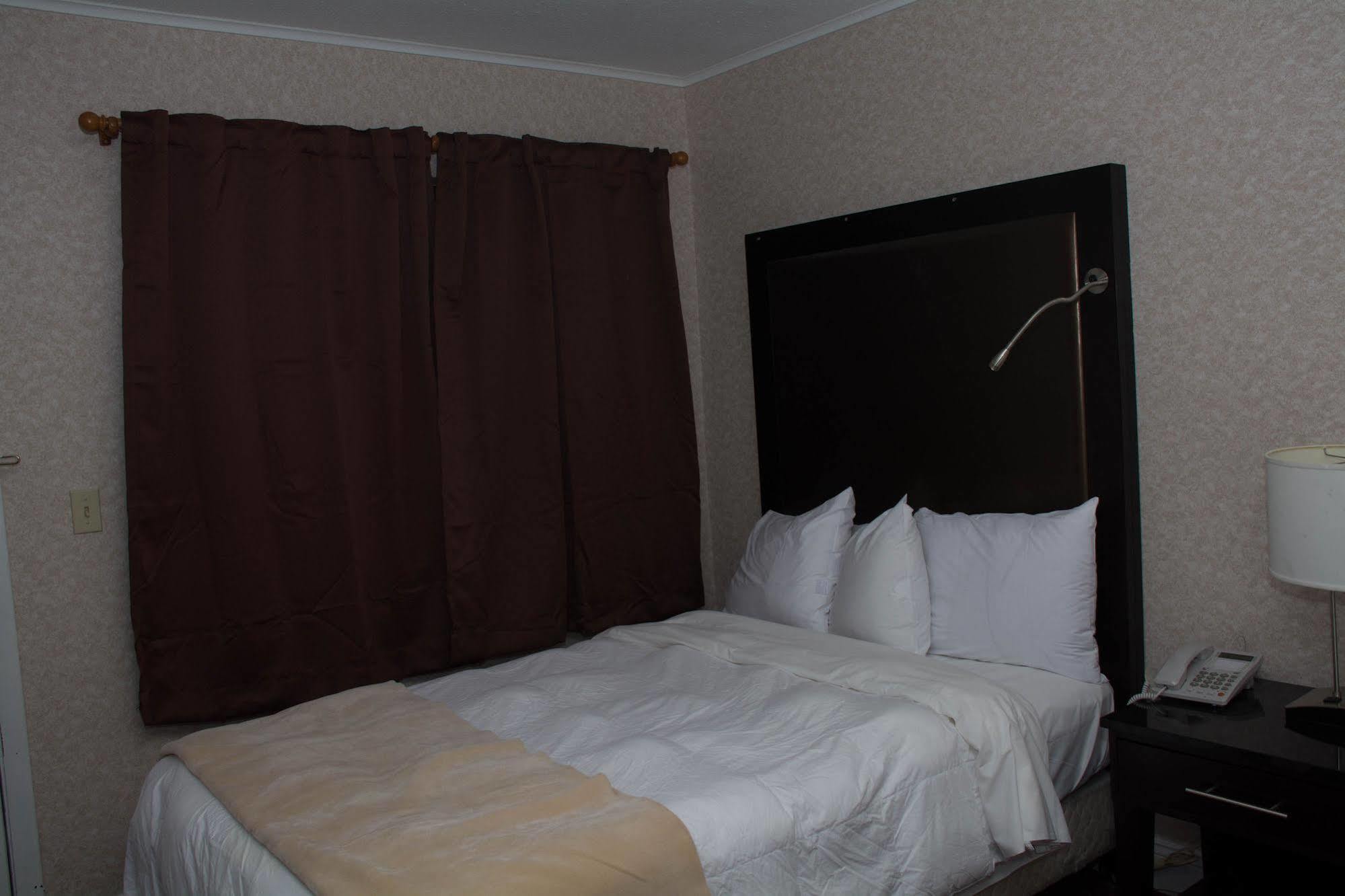 Atlantic Inn And Suites - Wall Township ภายนอก รูปภาพ